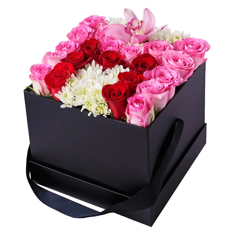 Цветы в коробке Нежнее нежного